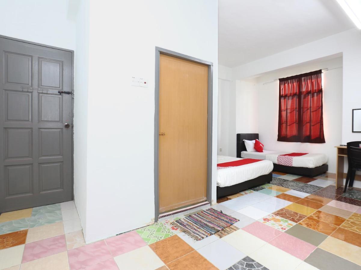 Kb Rest Inn-Family Triple โกตาบารู ภายนอก รูปภาพ