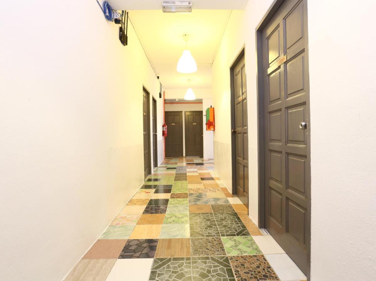 Kb Rest Inn-Family Triple โกตาบารู ภายนอก รูปภาพ