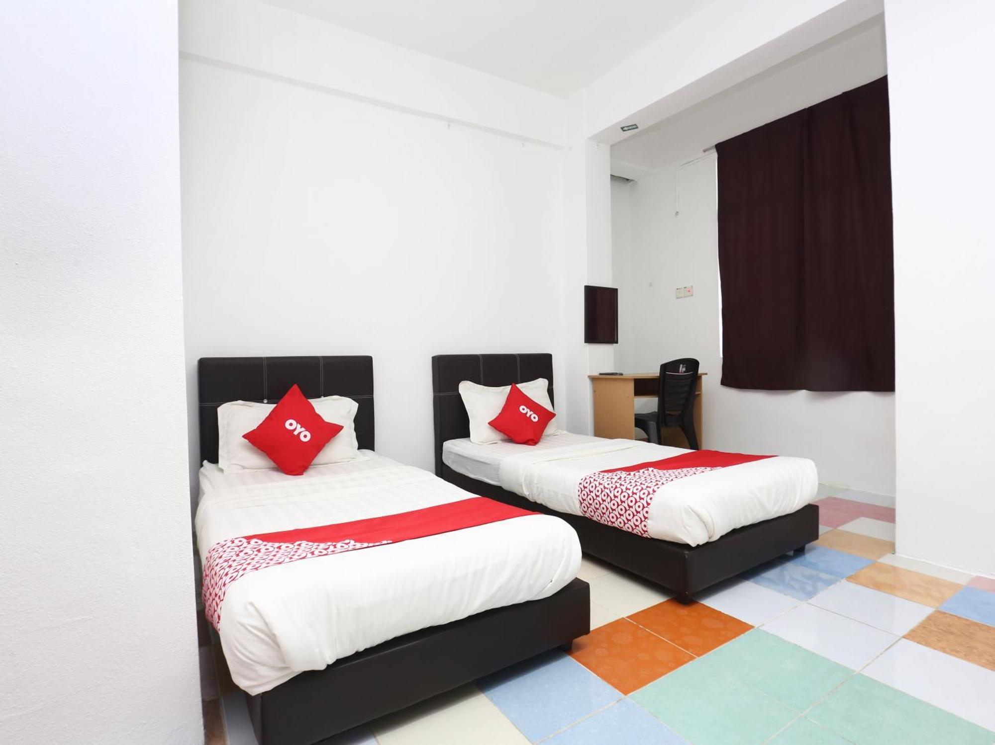 Kb Rest Inn-Family Triple โกตาบารู ภายนอก รูปภาพ